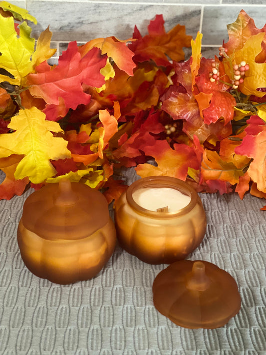Crown of Leaves in a Small Pumpkin Jar, 4oz soy candle